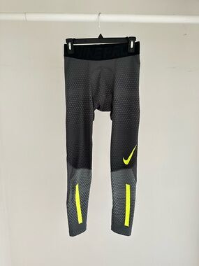 Nike Pro Hyperwarm Hexodrome Tights